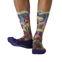Men's Bigfoot Eating Mushrooms Socks