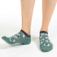 Women's Cows in Field Ankle Socks